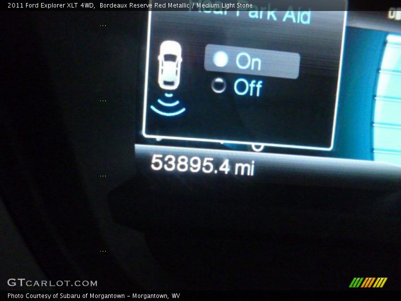 Bordeaux Reserve Red Metallic / Medium Light Stone 2011 Ford Explorer XLT 4WD