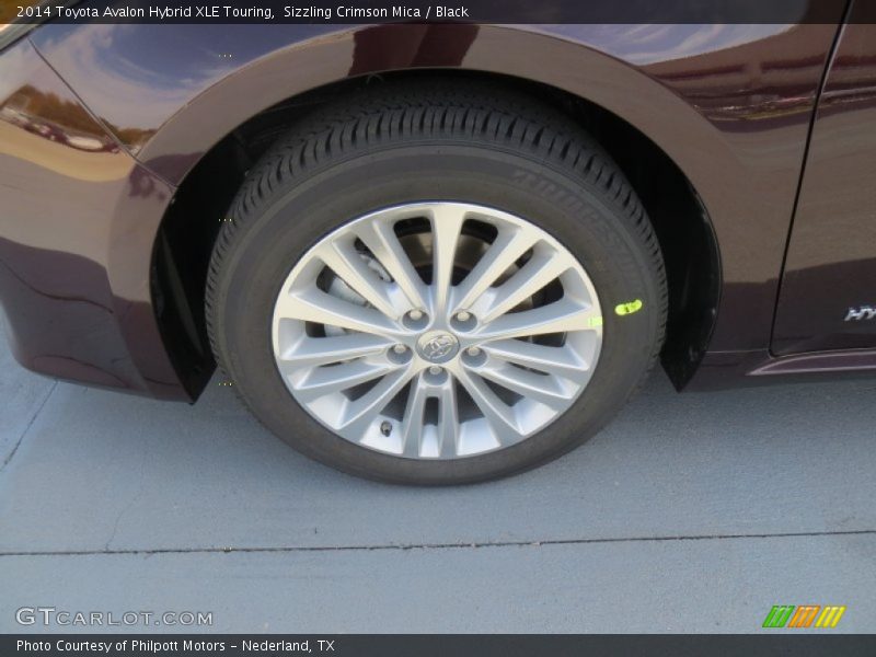  2014 Avalon Hybrid XLE Touring Wheel