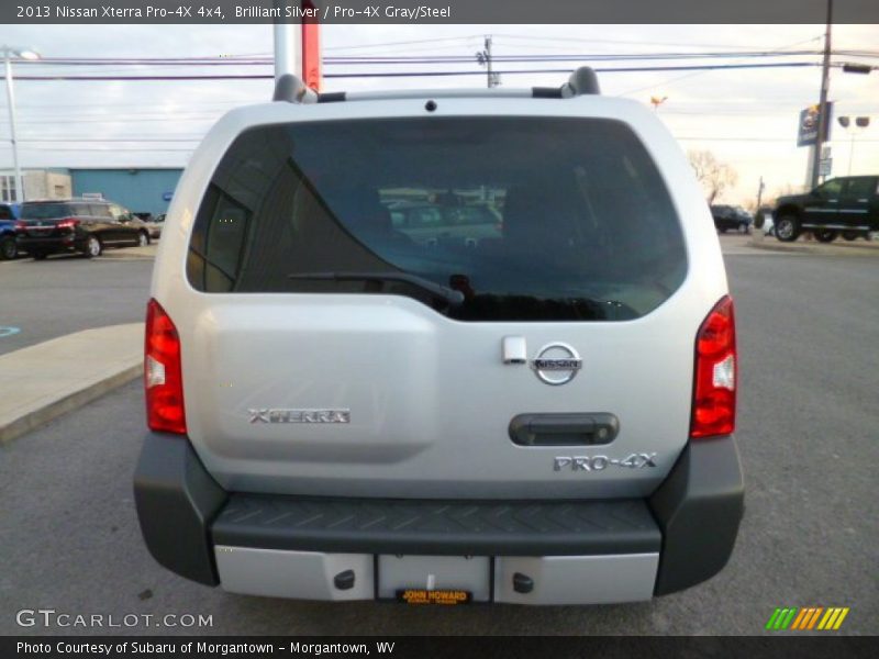 Brilliant Silver / Pro-4X Gray/Steel 2013 Nissan Xterra Pro-4X 4x4