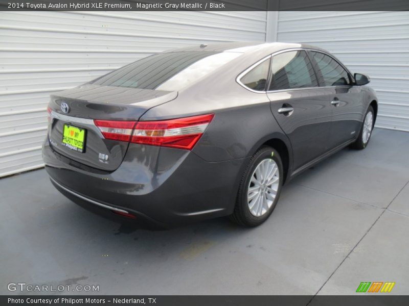 Magnetic Gray Metallic / Black 2014 Toyota Avalon Hybrid XLE Premium