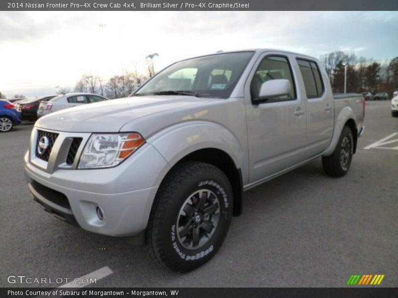 Front 3/4 View of 2014 Frontier Pro-4X Crew Cab 4x4