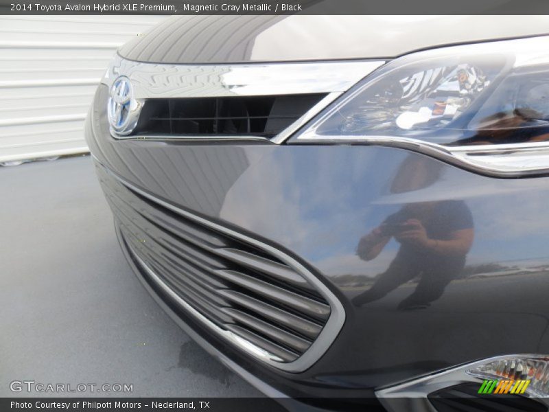 Magnetic Gray Metallic / Black 2014 Toyota Avalon Hybrid XLE Premium