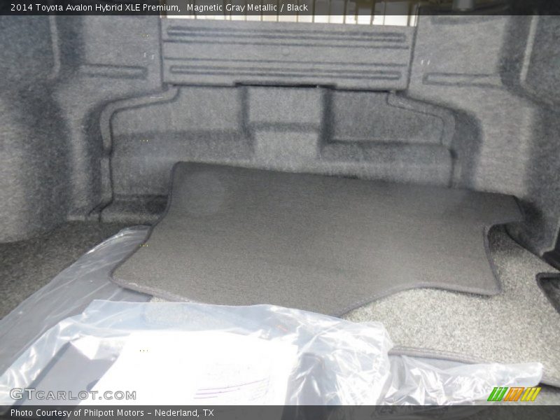 Magnetic Gray Metallic / Black 2014 Toyota Avalon Hybrid XLE Premium