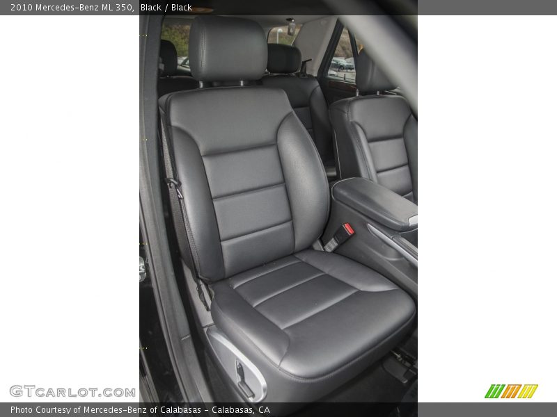 Front Seat of 2010 ML 350