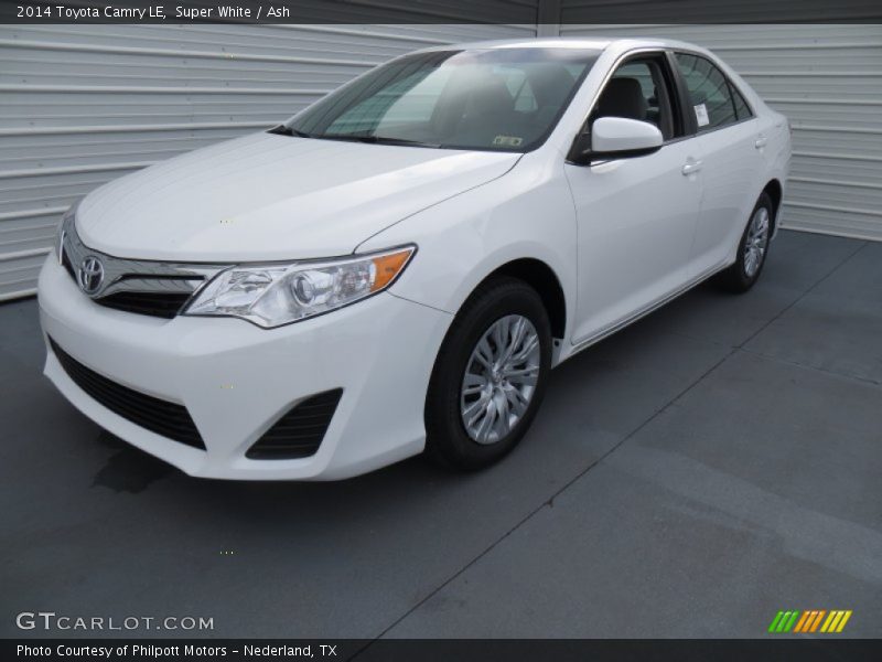 Super White / Ash 2014 Toyota Camry LE