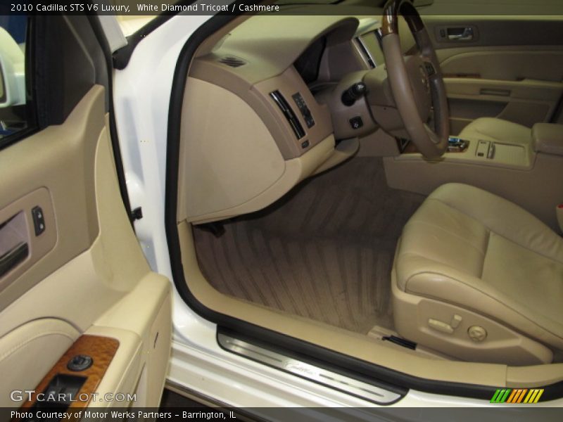 White Diamond Tricoat / Cashmere 2010 Cadillac STS V6 Luxury