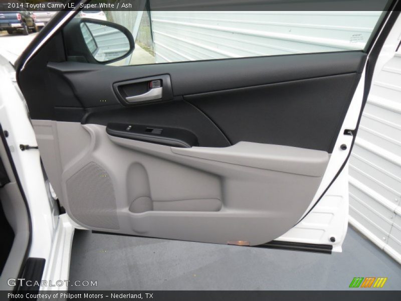 Super White / Ash 2014 Toyota Camry LE
