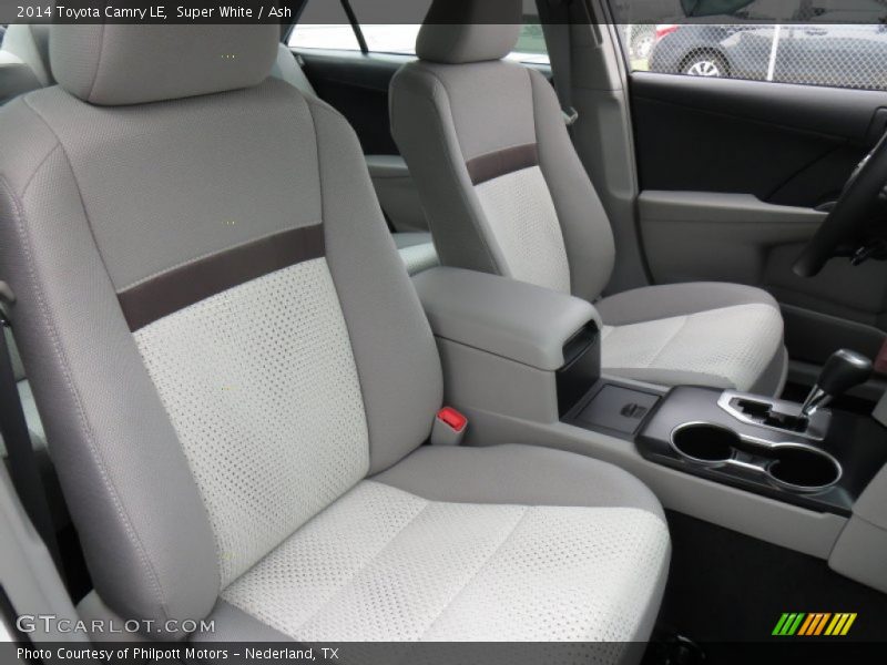 Super White / Ash 2014 Toyota Camry LE