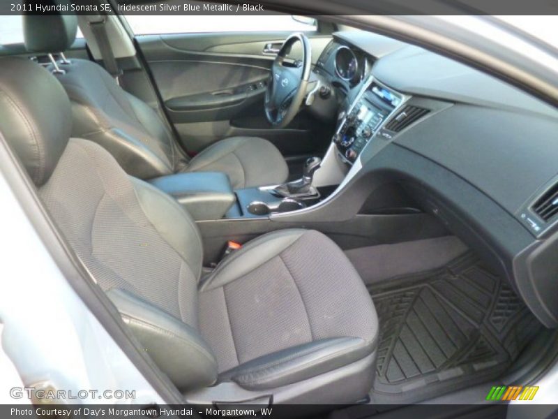 Iridescent Silver Blue Metallic / Black 2011 Hyundai Sonata SE