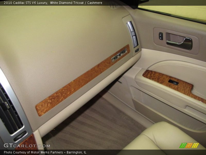 White Diamond Tricoat / Cashmere 2010 Cadillac STS V6 Luxury