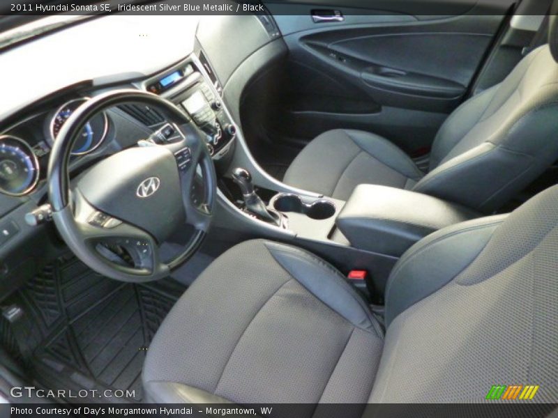 Iridescent Silver Blue Metallic / Black 2011 Hyundai Sonata SE
