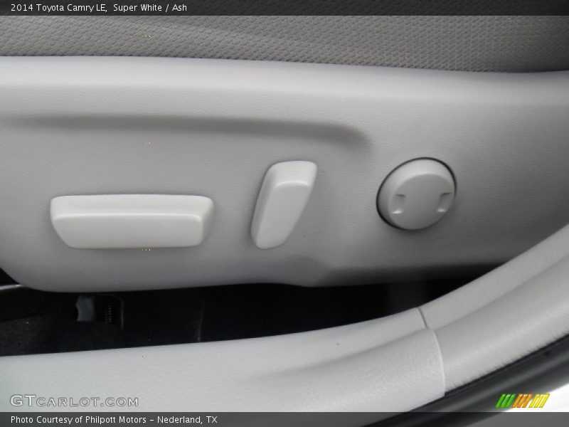 Super White / Ash 2014 Toyota Camry LE