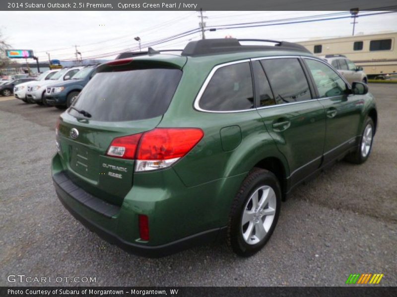 Cypress Green Pearl / Ivory 2014 Subaru Outback 2.5i Premium