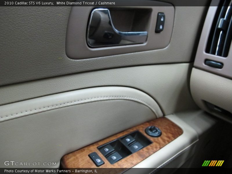 White Diamond Tricoat / Cashmere 2010 Cadillac STS V6 Luxury
