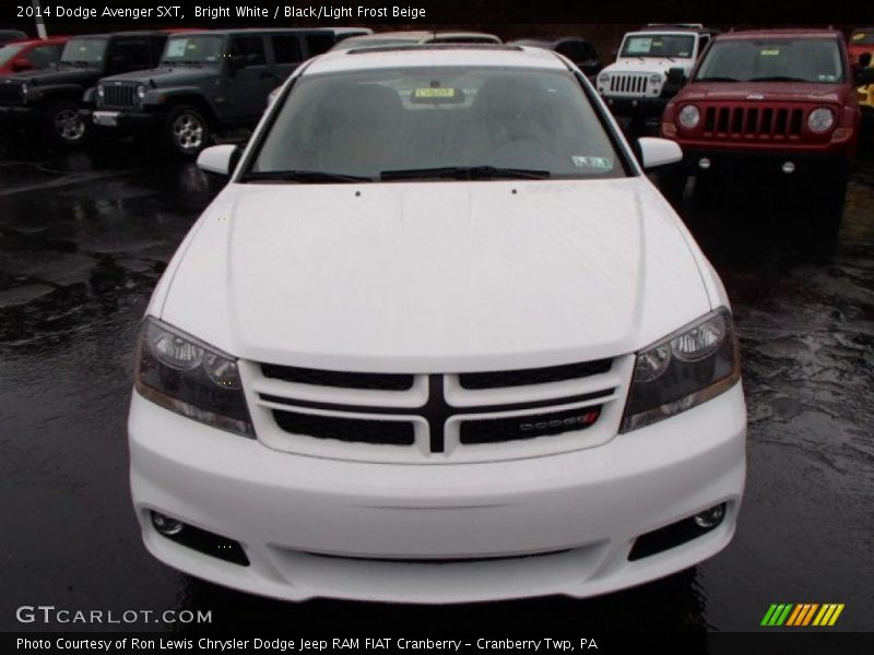 Bright White / Black/Light Frost Beige 2014 Dodge Avenger SXT