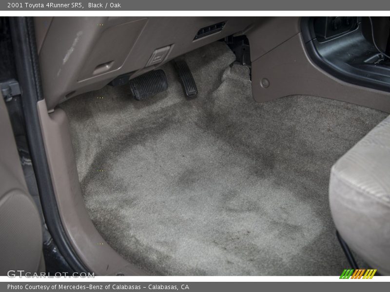 Black / Oak 2001 Toyota 4Runner SR5