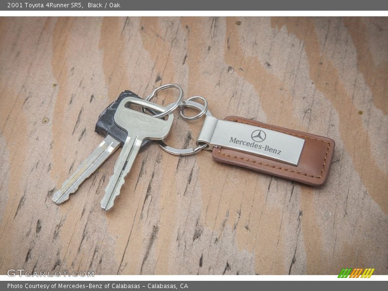Black / Oak 2001 Toyota 4Runner SR5