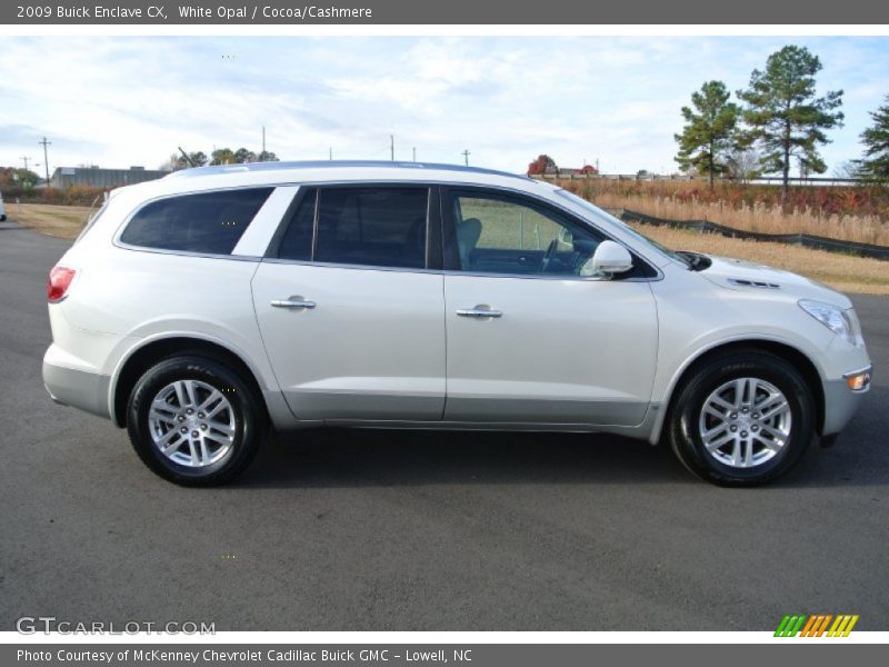 White Opal / Cocoa/Cashmere 2009 Buick Enclave CX
