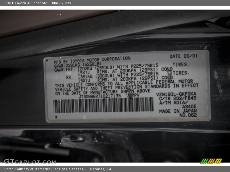 Black / Oak 2001 Toyota 4Runner SR5