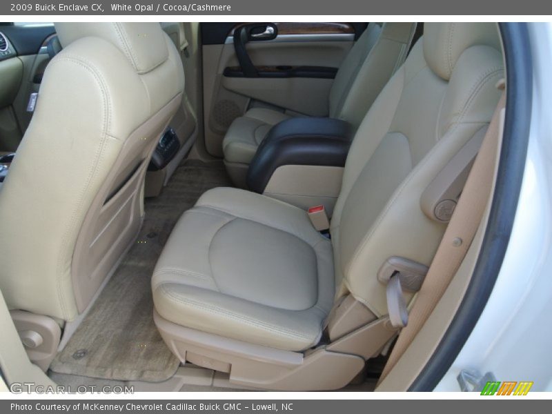 White Opal / Cocoa/Cashmere 2009 Buick Enclave CX