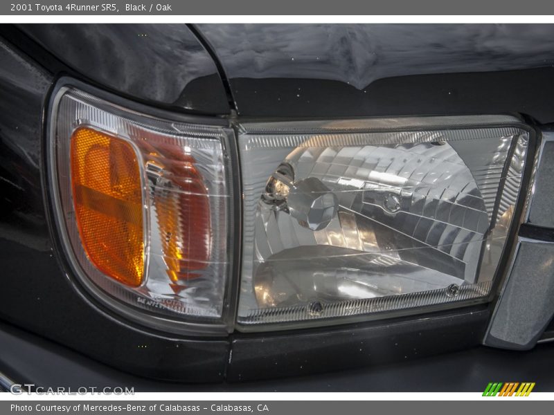 Black / Oak 2001 Toyota 4Runner SR5