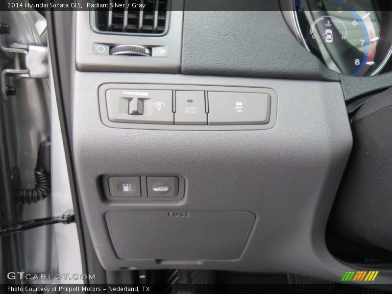 Radiant Silver / Gray 2014 Hyundai Sonata GLS