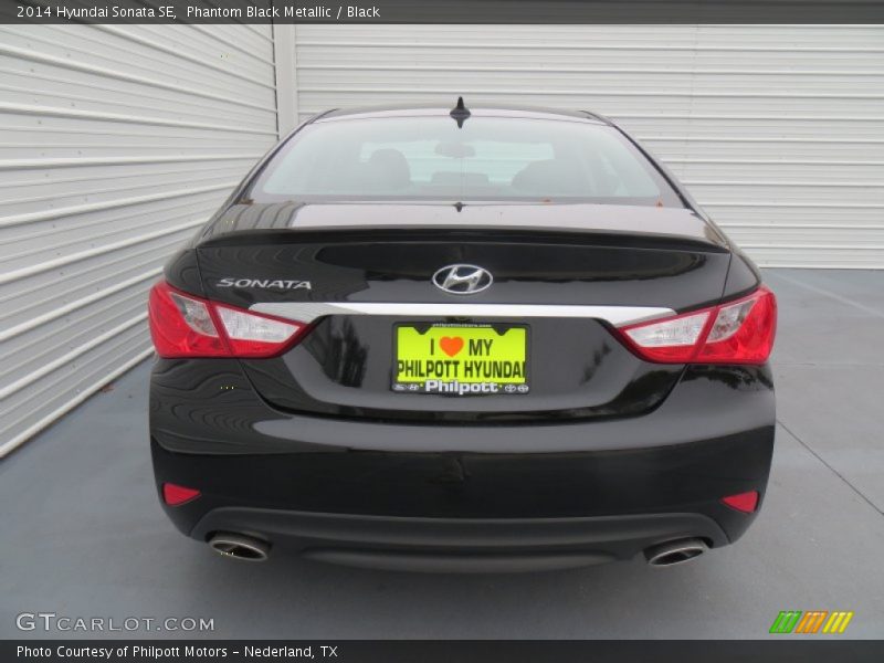 Phantom Black Metallic / Black 2014 Hyundai Sonata SE