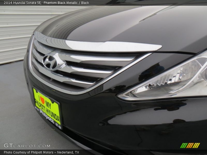 Phantom Black Metallic / Black 2014 Hyundai Sonata SE