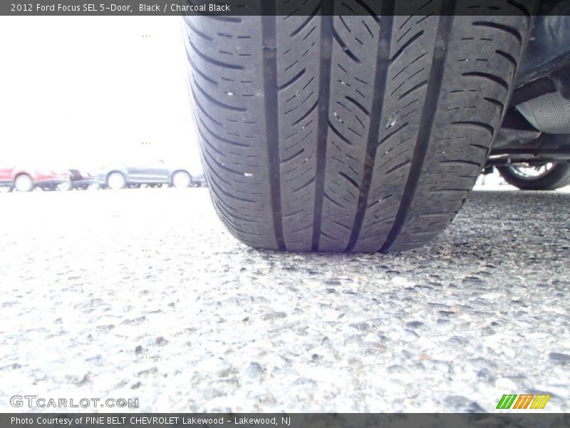 Black / Charcoal Black 2012 Ford Focus SEL 5-Door