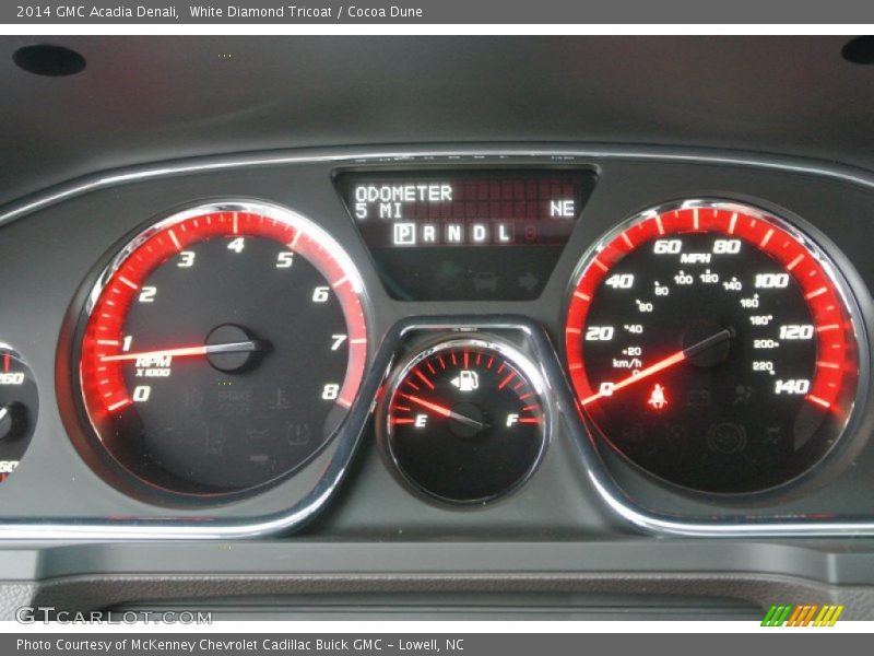 White Diamond Tricoat / Cocoa Dune 2014 GMC Acadia Denali