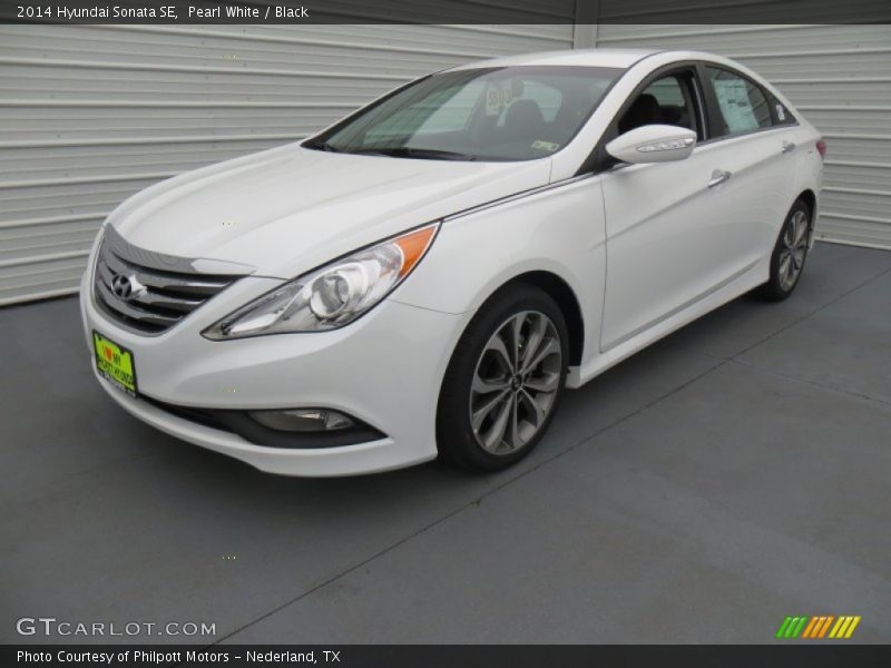 Pearl White / Black 2014 Hyundai Sonata SE