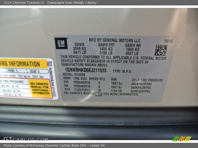 Champagne Silver Metallic / Ebony 2014 Chevrolet Traverse LT