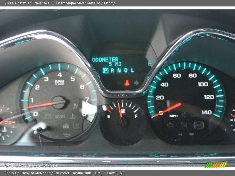 Champagne Silver Metallic / Ebony 2014 Chevrolet Traverse LT