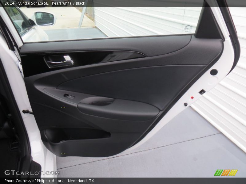 Pearl White / Black 2014 Hyundai Sonata SE