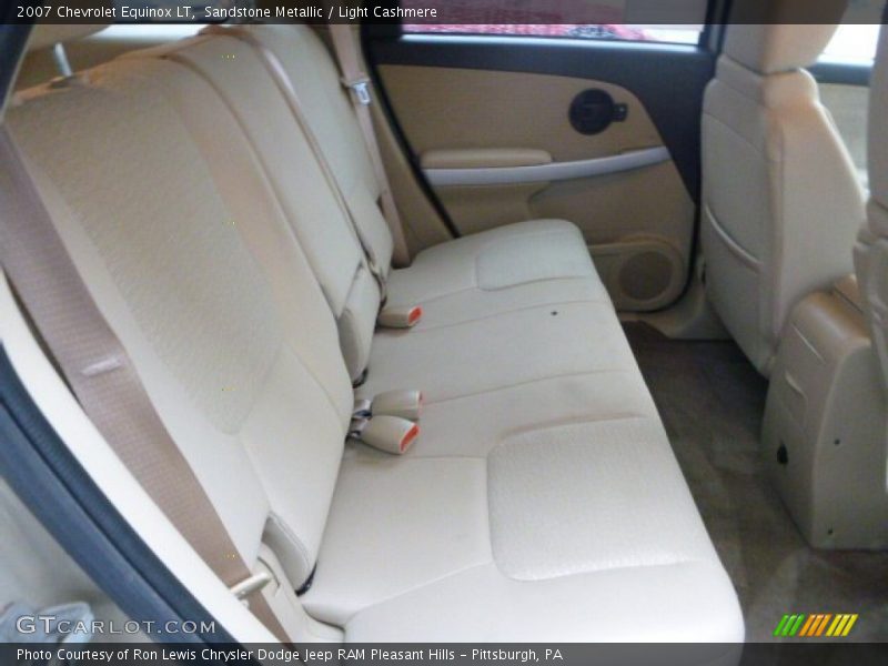 Sandstone Metallic / Light Cashmere 2007 Chevrolet Equinox LT