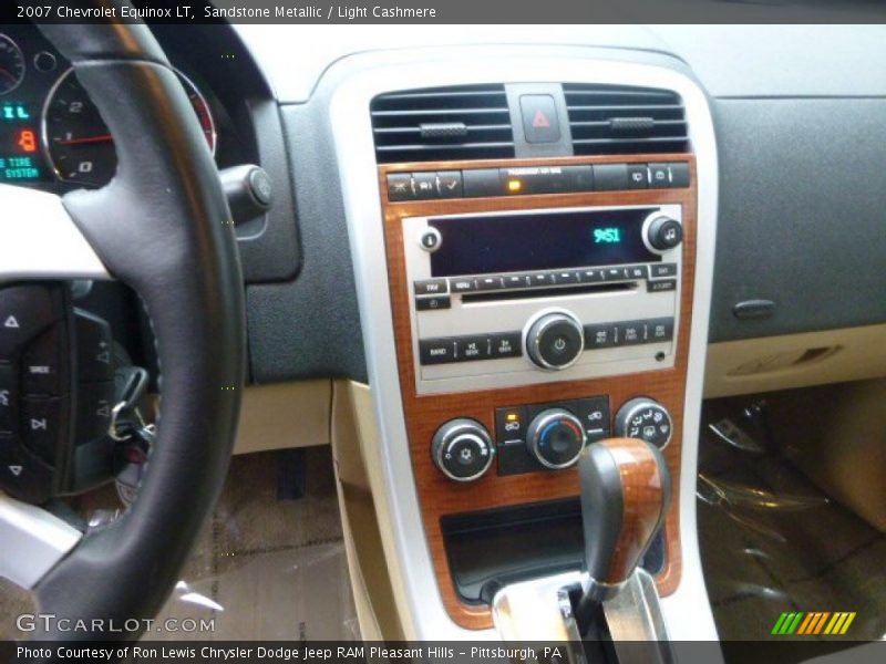 Sandstone Metallic / Light Cashmere 2007 Chevrolet Equinox LT