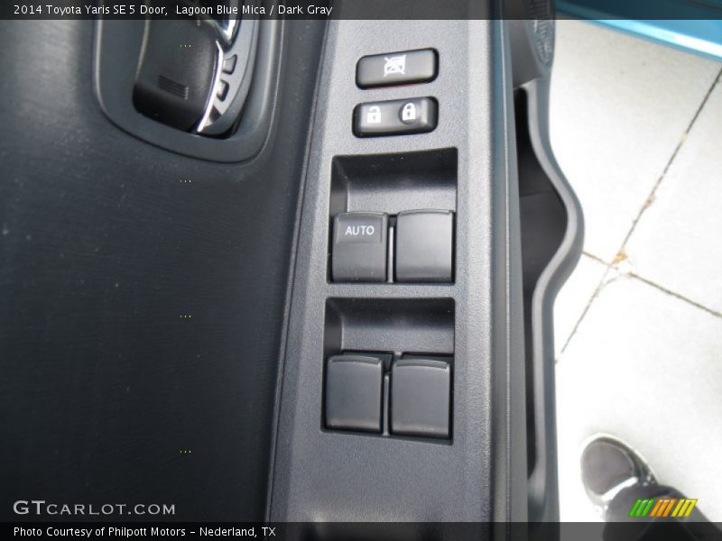 Controls of 2014 Yaris SE 5 Door