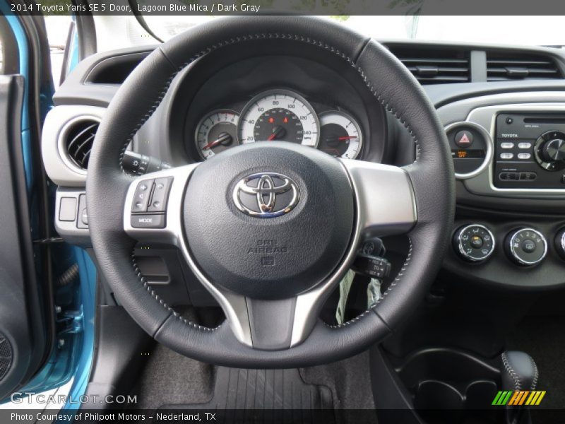  2014 Yaris SE 5 Door Steering Wheel