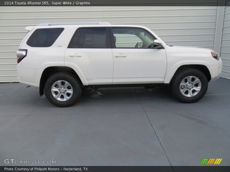 Super White / Graphite 2014 Toyota 4Runner SR5