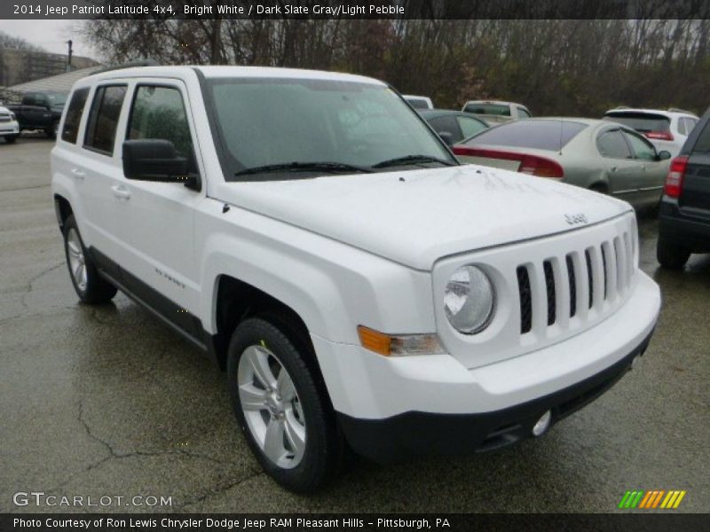 Bright White / Dark Slate Gray/Light Pebble 2014 Jeep Patriot Latitude 4x4