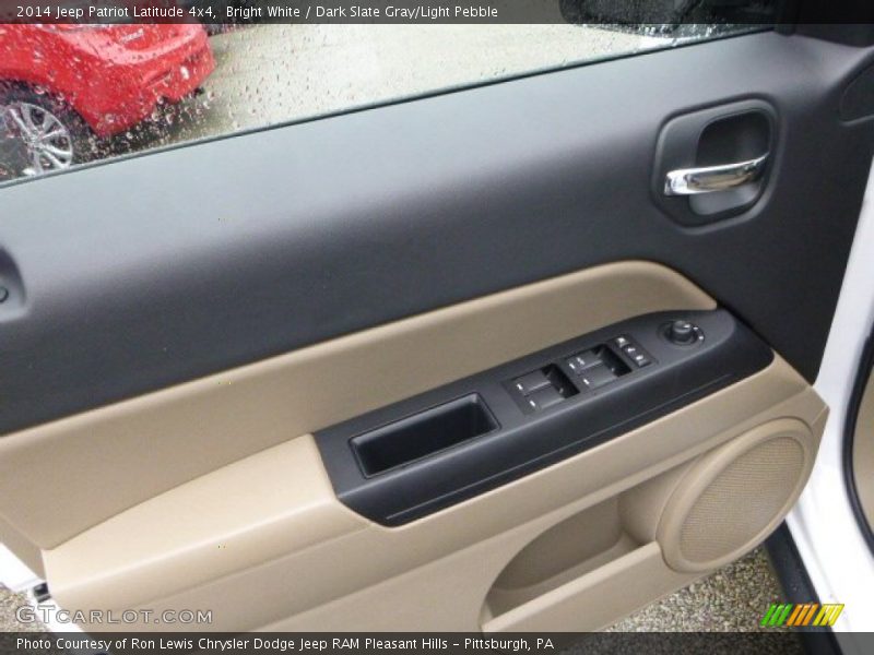Bright White / Dark Slate Gray/Light Pebble 2014 Jeep Patriot Latitude 4x4