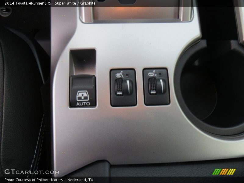 Super White / Graphite 2014 Toyota 4Runner SR5