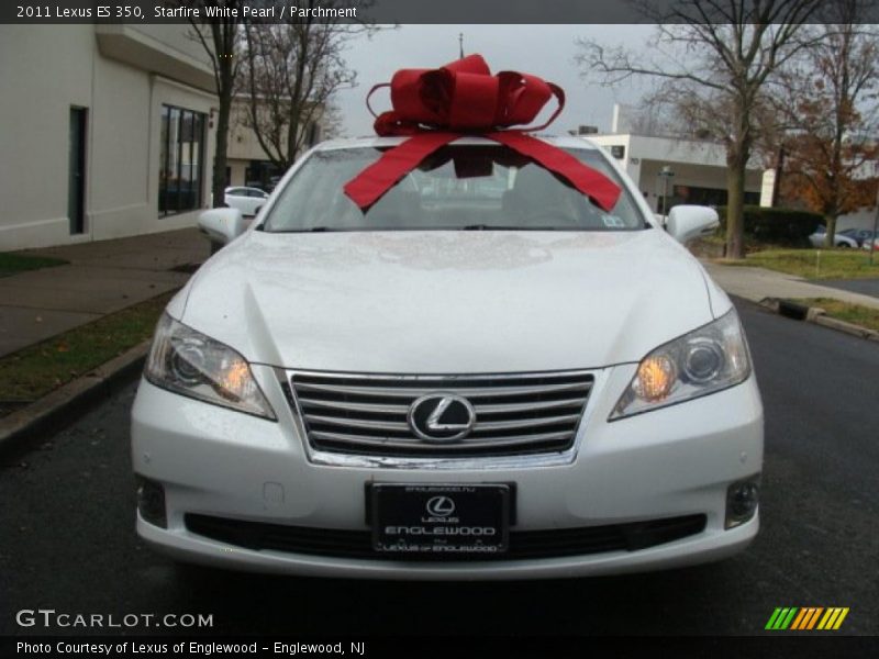Starfire White Pearl / Parchment 2011 Lexus ES 350
