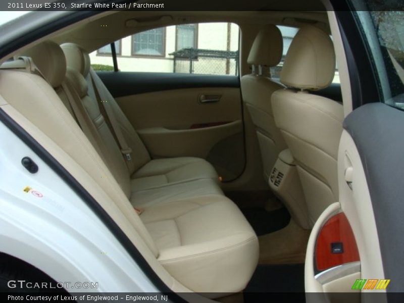 Starfire White Pearl / Parchment 2011 Lexus ES 350