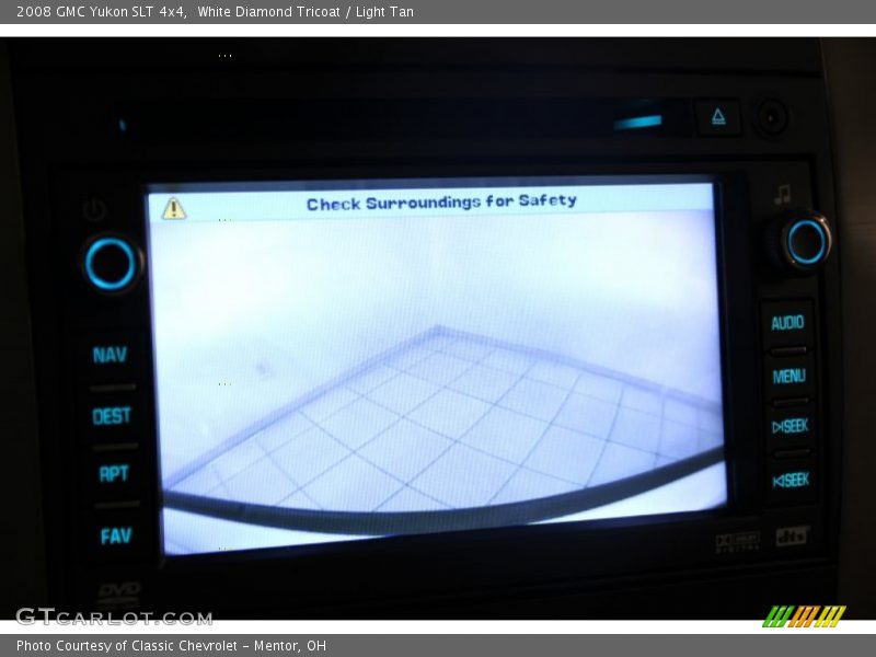 White Diamond Tricoat / Light Tan 2008 GMC Yukon SLT 4x4