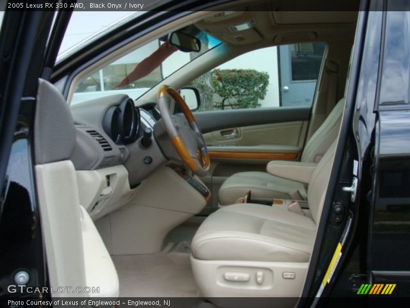 Black Onyx / Ivory 2005 Lexus RX 330 AWD