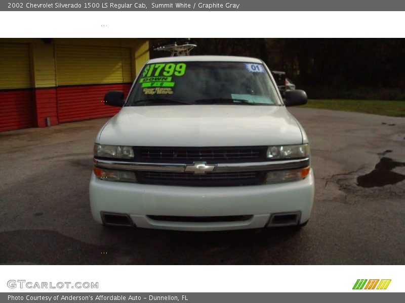 Summit White / Graphite Gray 2002 Chevrolet Silverado 1500 LS Regular Cab