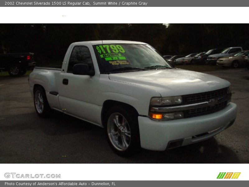 Summit White / Graphite Gray 2002 Chevrolet Silverado 1500 LS Regular Cab