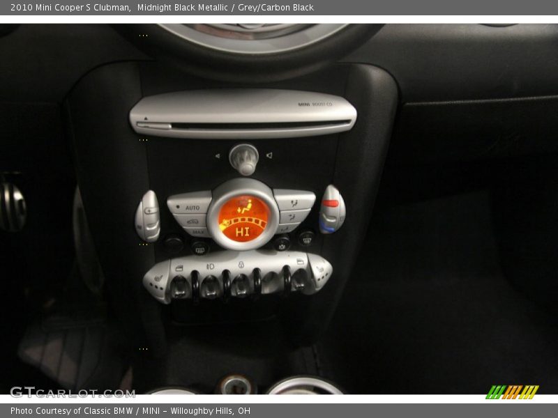 Midnight Black Metallic / Grey/Carbon Black 2010 Mini Cooper S Clubman