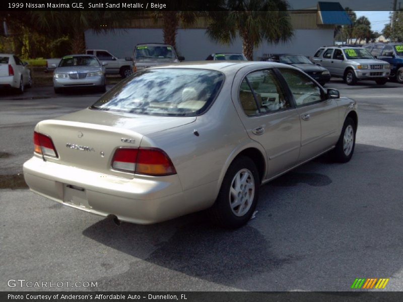 Sunlit Sand Metallic / Beige 1999 Nissan Maxima GLE